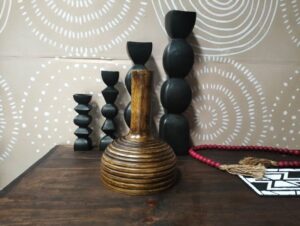 Read more about the article What’s the Best Wood for Log Stool Carving in Kenya? Here’s Everything You Need to Know